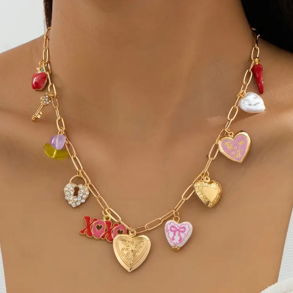 NEW Gold Heart Charm Necklace with Retro Y2K Pendants